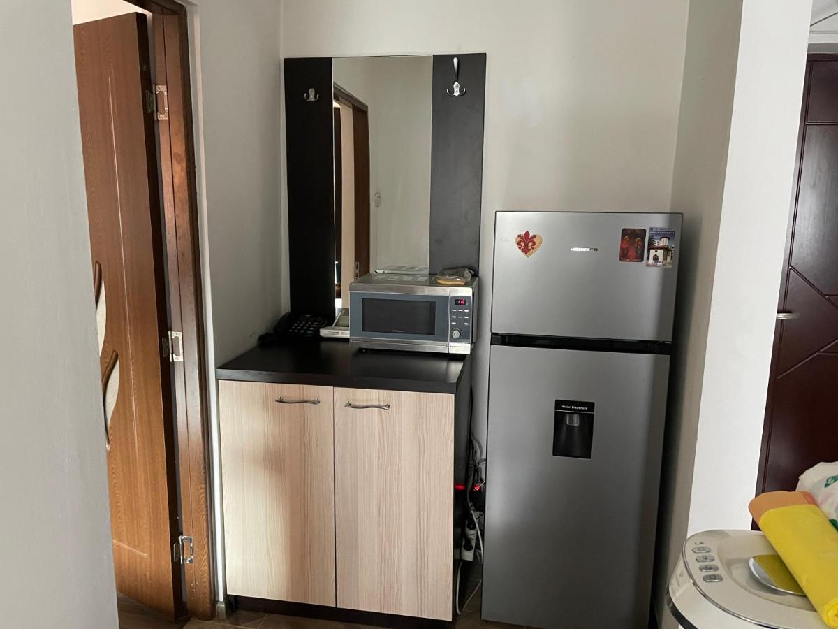 Bucuresti Comfort Apartment ภายนอก รูปภาพ